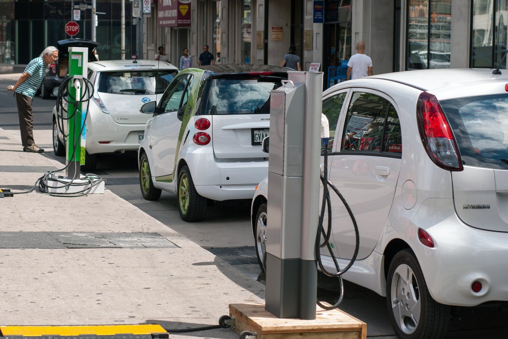 Electric Vehicles Regulations UAE