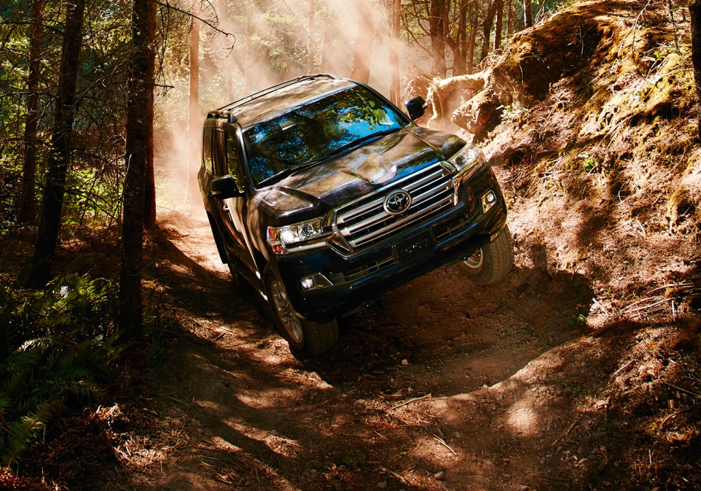 2017 Toyota Land Cruiser Exterior