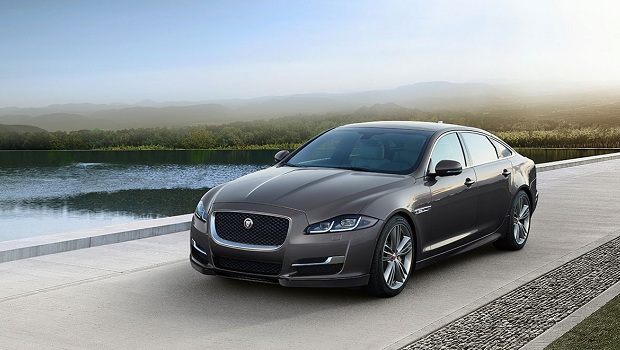 2018 Jaguar XJ – Flagship Sedan with Supercharged V8 Engine