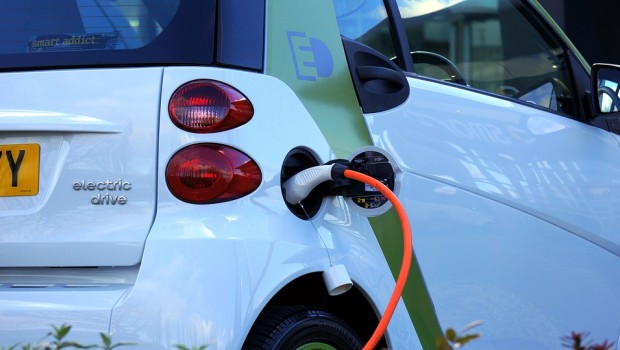 Electric Vehicles Exempted from Registration Fees in RAK